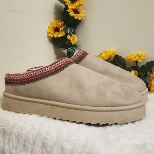Embroidered Tan Mules for Women